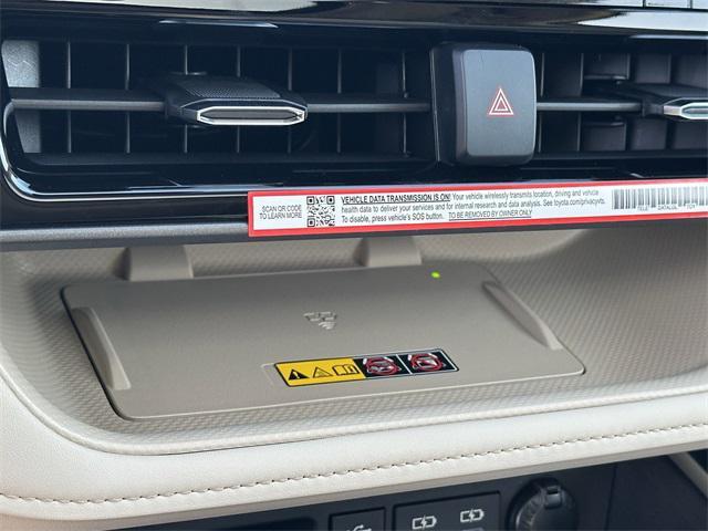 new 2025 Toyota Highlander car, priced at $52,373