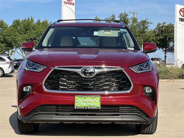 new 2025 Toyota Highlander car, priced at $52,373
