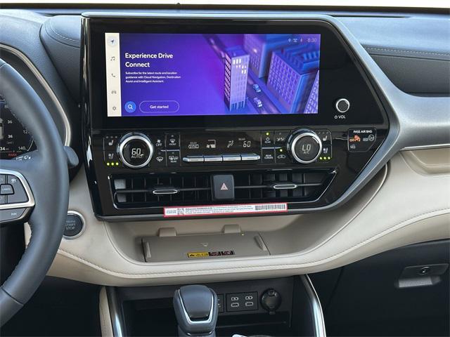 new 2025 Toyota Highlander car, priced at $52,373