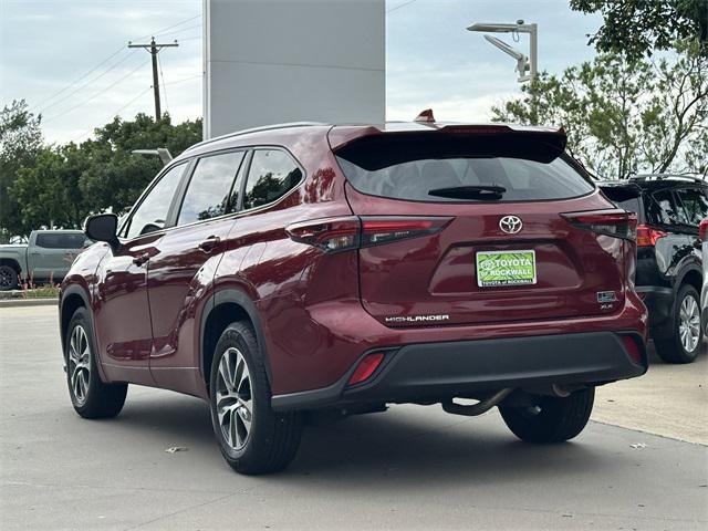 used 2024 Toyota Highlander car, priced at $36,985