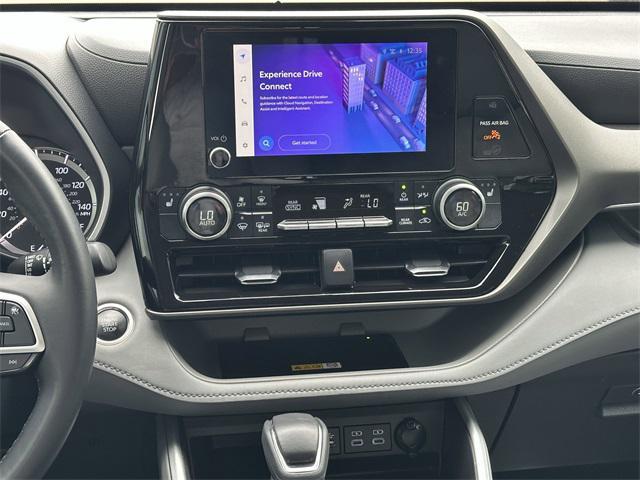 used 2024 Toyota Highlander car, priced at $36,985