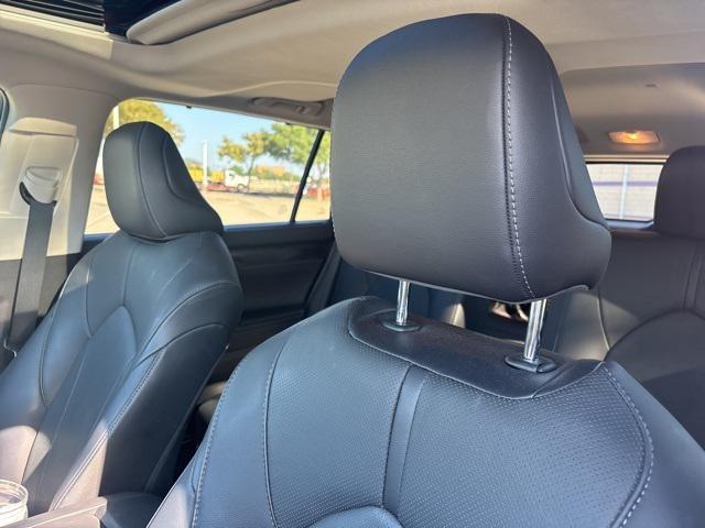 used 2020 Toyota Highlander car, priced at $34,200