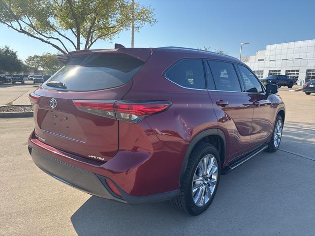 used 2020 Toyota Highlander car, priced at $34,200