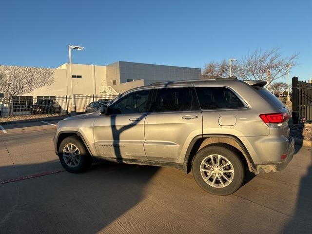 used 2021 Jeep Grand Cherokee car, priced at $17,400