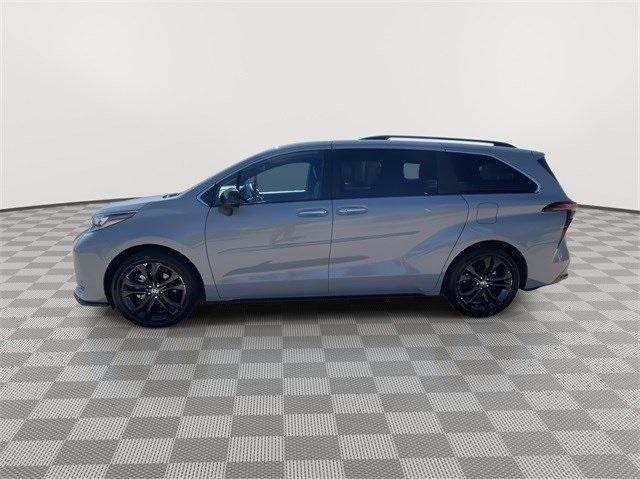 used 2023 Toyota Sienna car, priced at $47,308