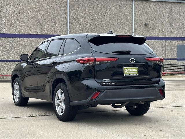 used 2021 Toyota Highlander car, priced at $28,750