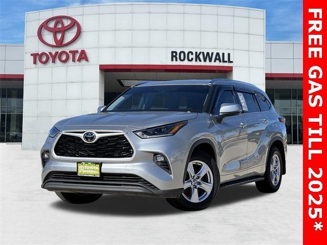 used 2021 Toyota Highlander car, priced at $29,995