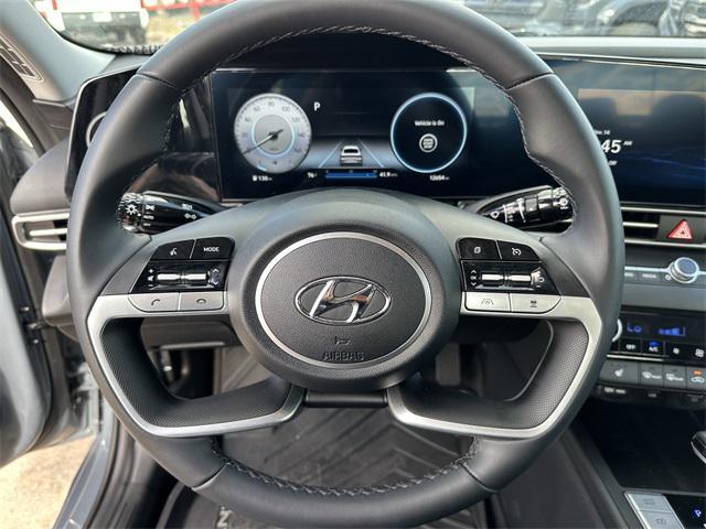 used 2023 Hyundai Elantra car, priced at $20,557