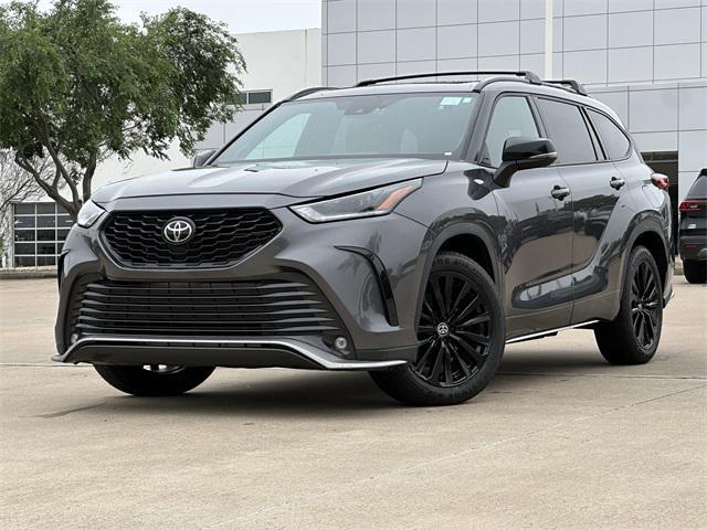 used 2023 Toyota Highlander car, priced at $39,408