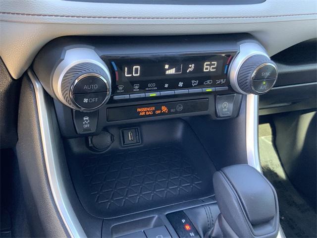 used 2020 Toyota RAV4 car, priced at $24,925