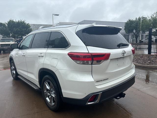 used 2019 Toyota Highlander car, priced at $26,278
