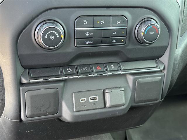 used 2021 Chevrolet Silverado 1500 car, priced at $33,125