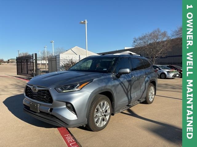 used 2021 Toyota Highlander car, priced at $31,925