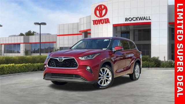 used 2020 Toyota Highlander car, priced at $32,200