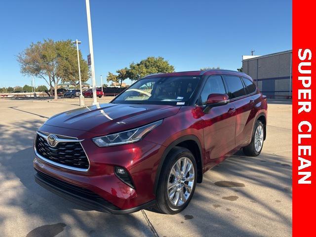 used 2020 Toyota Highlander car, priced at $32,572