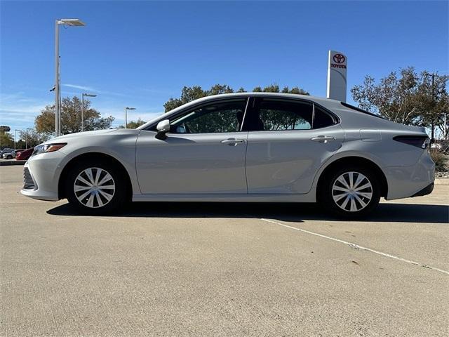 used 2022 Toyota Camry Hybrid car, priced at $25,500