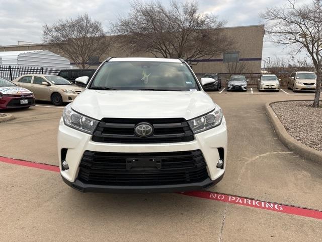 used 2018 Toyota Highlander car, priced at $26,731