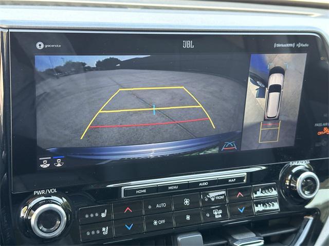 used 2020 Toyota Highlander car, priced at $30,328