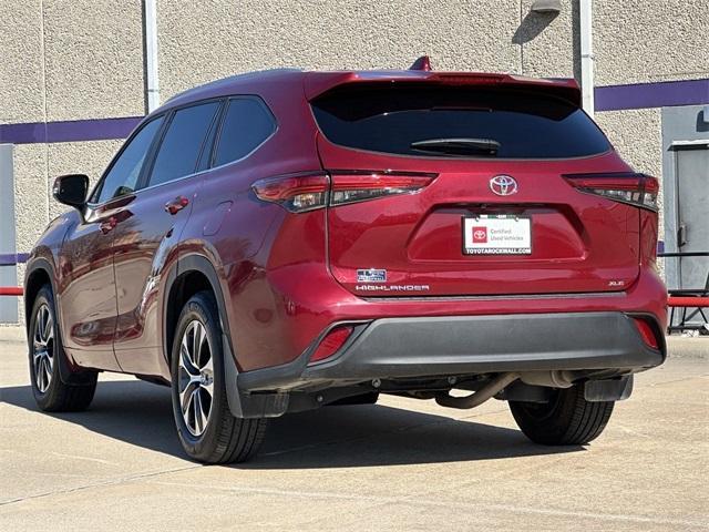 used 2023 Toyota Highlander car, priced at $38,750