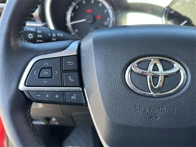 used 2023 Toyota Highlander car, priced at $38,750