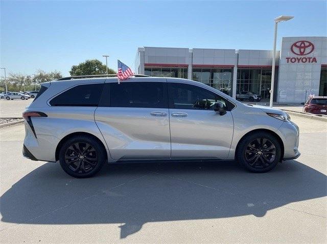 used 2022 Toyota Sienna car, priced at $41,995