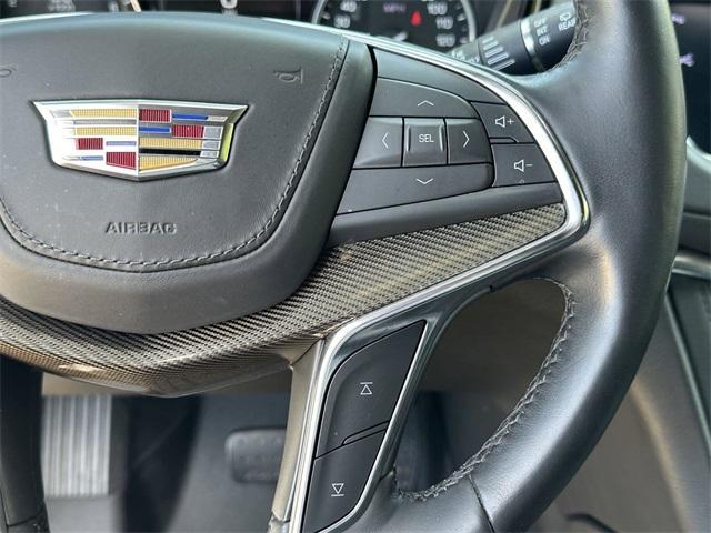 used 2019 Cadillac XT5 car, priced at $28,700