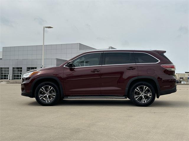 used 2016 Toyota Highlander car, priced at $15,977