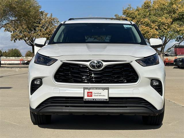 used 2023 Toyota Highlander car, priced at $37,995