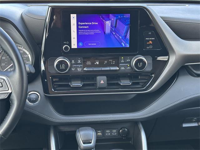 used 2023 Toyota Highlander car, priced at $37,995