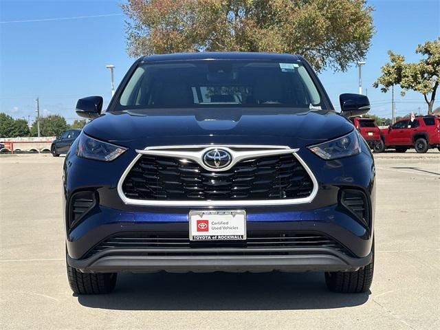 used 2022 Toyota Highlander car, priced at $37,770