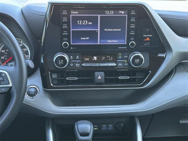 used 2022 Toyota Highlander car, priced at $37,770