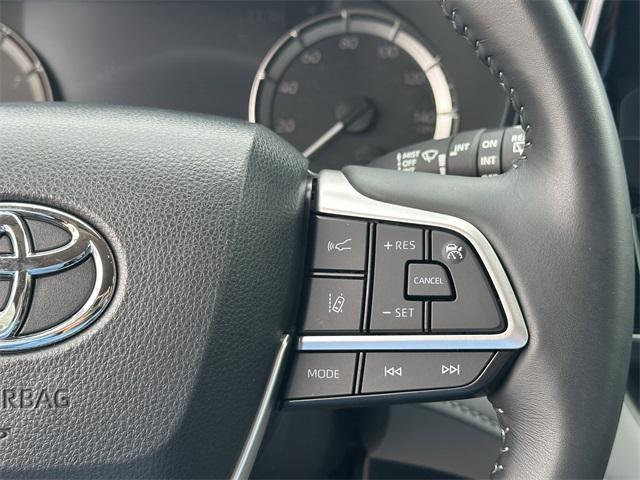 used 2024 Toyota Highlander car, priced at $34,850