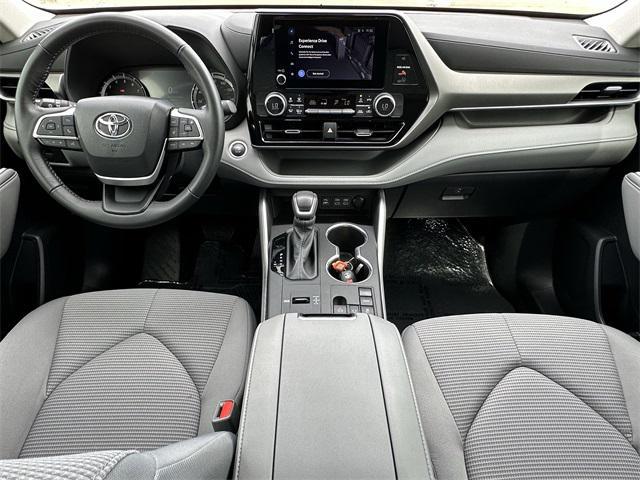 used 2024 Toyota Highlander car, priced at $34,850