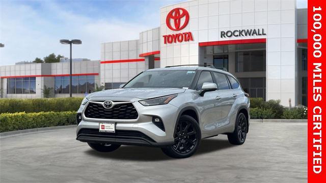 used 2024 Toyota Highlander car, priced at $33,750