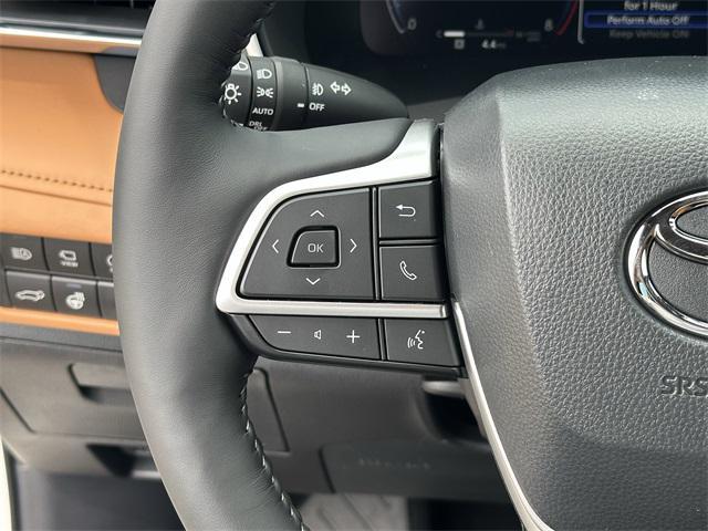 new 2025 Toyota Highlander car, priced at $57,363