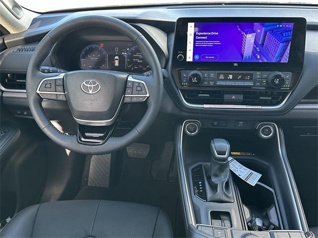 new 2025 Toyota Highlander car, priced at $56,577
