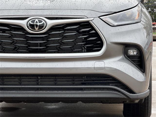 new 2026 Toyota Highlander car, priced at $47,340