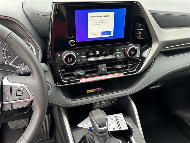 new 2026 Toyota Highlander car, priced at $47,340