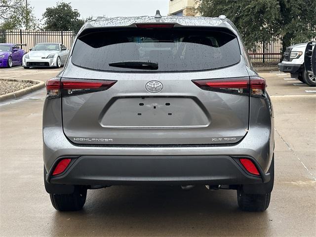 new 2026 Toyota Highlander car, priced at $47,340