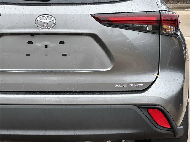 new 2026 Toyota Highlander car, priced at $47,340