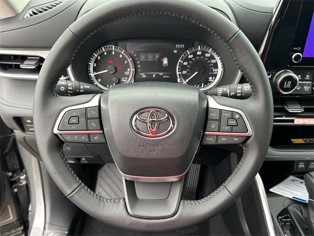 new 2026 Toyota Highlander car, priced at $47,340