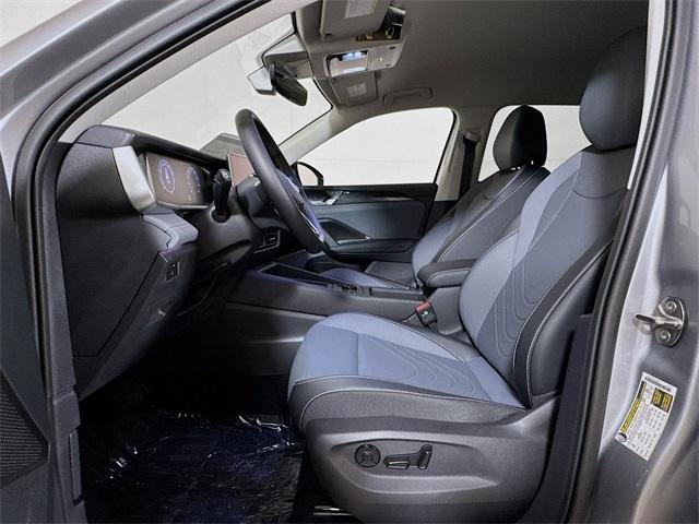 new 2025 Volkswagen Tiguan car, priced at $33,976
