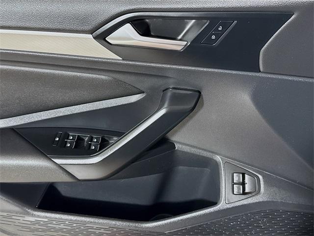 used 2021 Volkswagen Jetta car, priced at $16,800