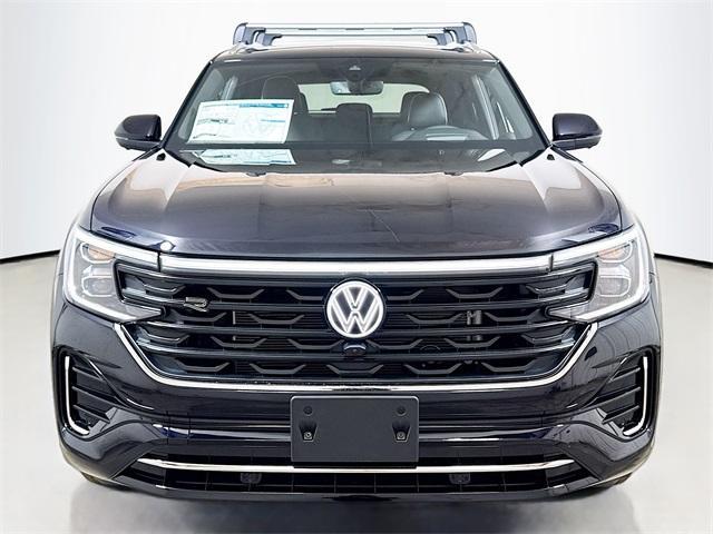 new 2026 Volkswagen Atlas Cross Sport car, priced at $53,969