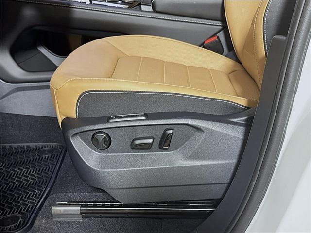 new 2026 Volkswagen Atlas Cross Sport car, priced at $51,446