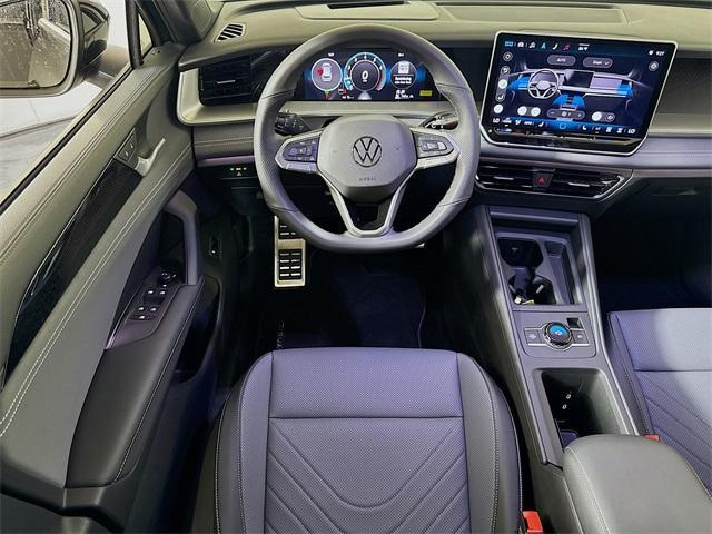 new 2025 Volkswagen Tiguan car, priced at $37,876