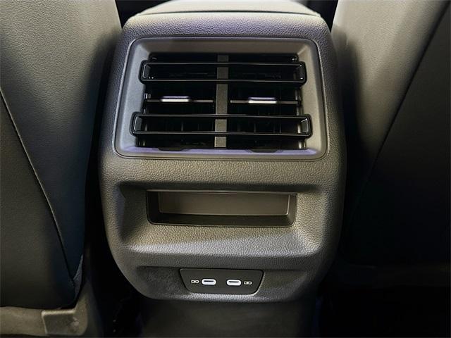 new 2025 Volkswagen Tiguan car, priced at $37,876