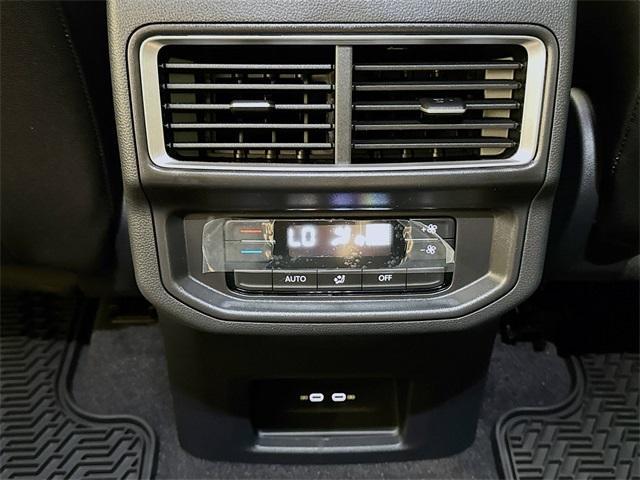 new 2026 Volkswagen Atlas car, priced at $41,386