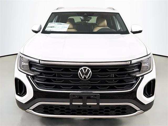 new 2025 Volkswagen Atlas Cross Sport car, priced at $37,364