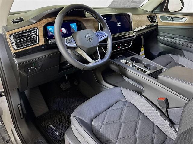 new 2026 Volkswagen Atlas car, priced at $40,911